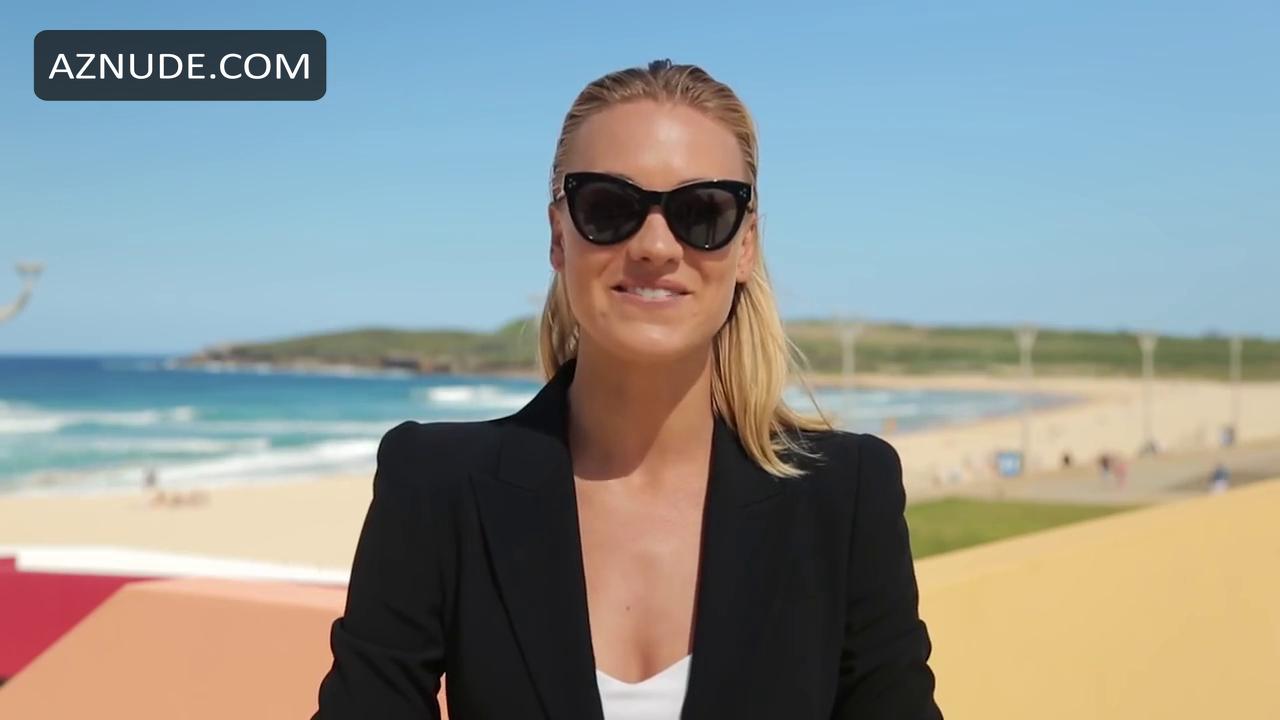 Yvonne Strahovski in Gq Behind The Scenes, photo 2