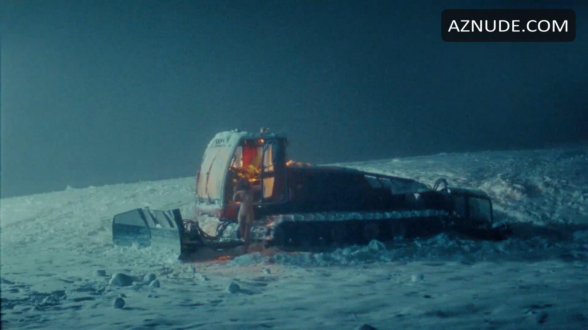 Zar Amir Ebrahimi in Tide, photo 4