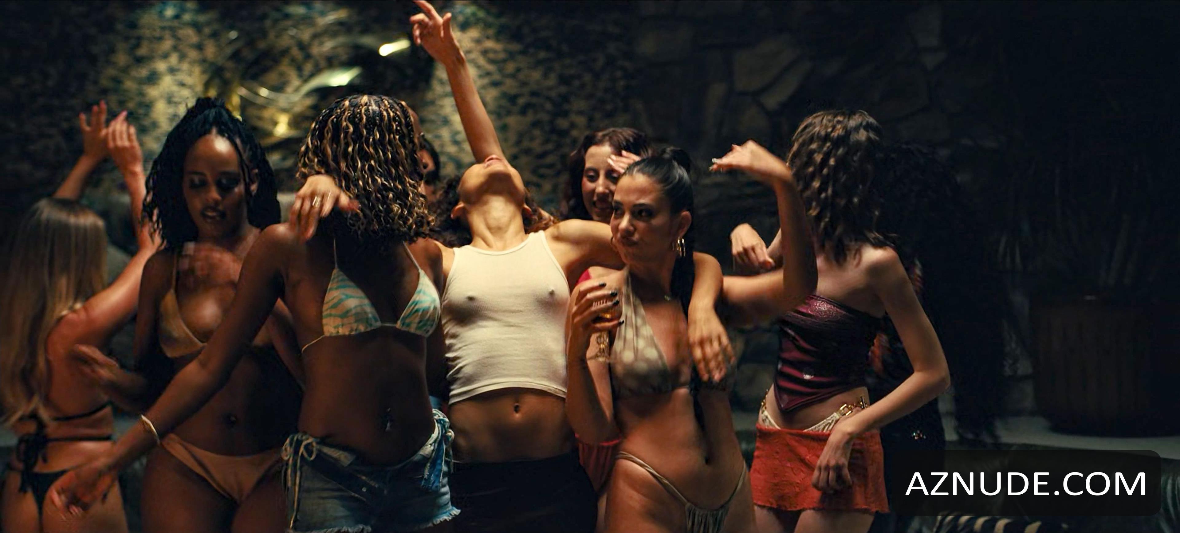 Zendaya in Euphoria, photo 24