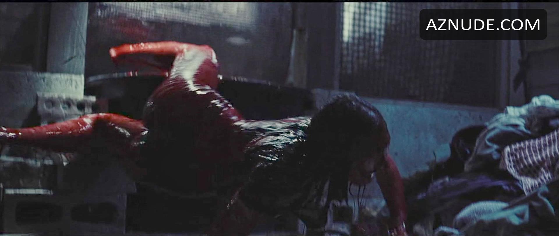 Zoe Colletti in Please Don't Feed The Children, photo 1