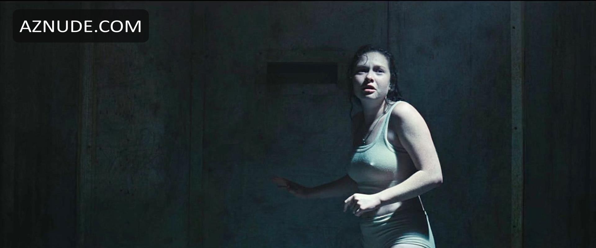 Zoe Colletti in Please Don't Feed The Children, photo 4