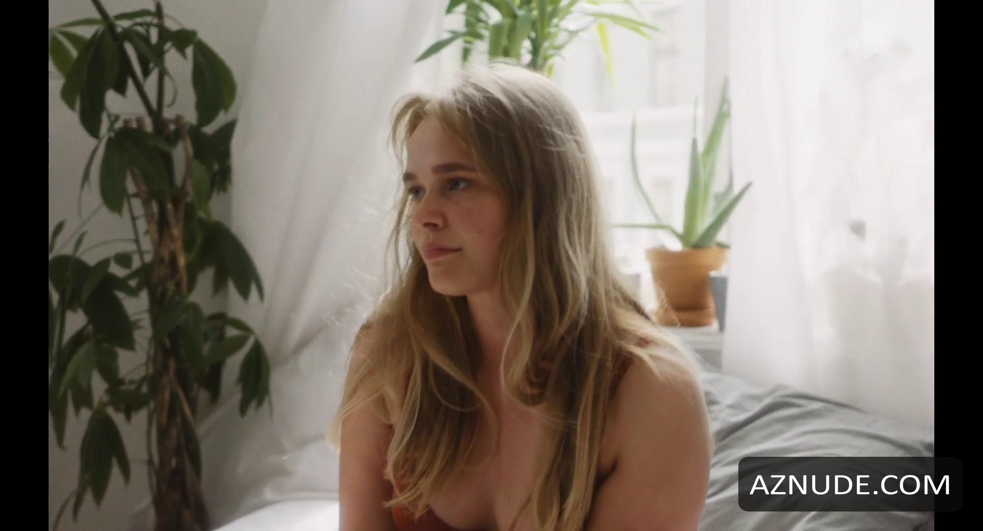 Zoe Maeland Rodgers in The Day After, photo 2