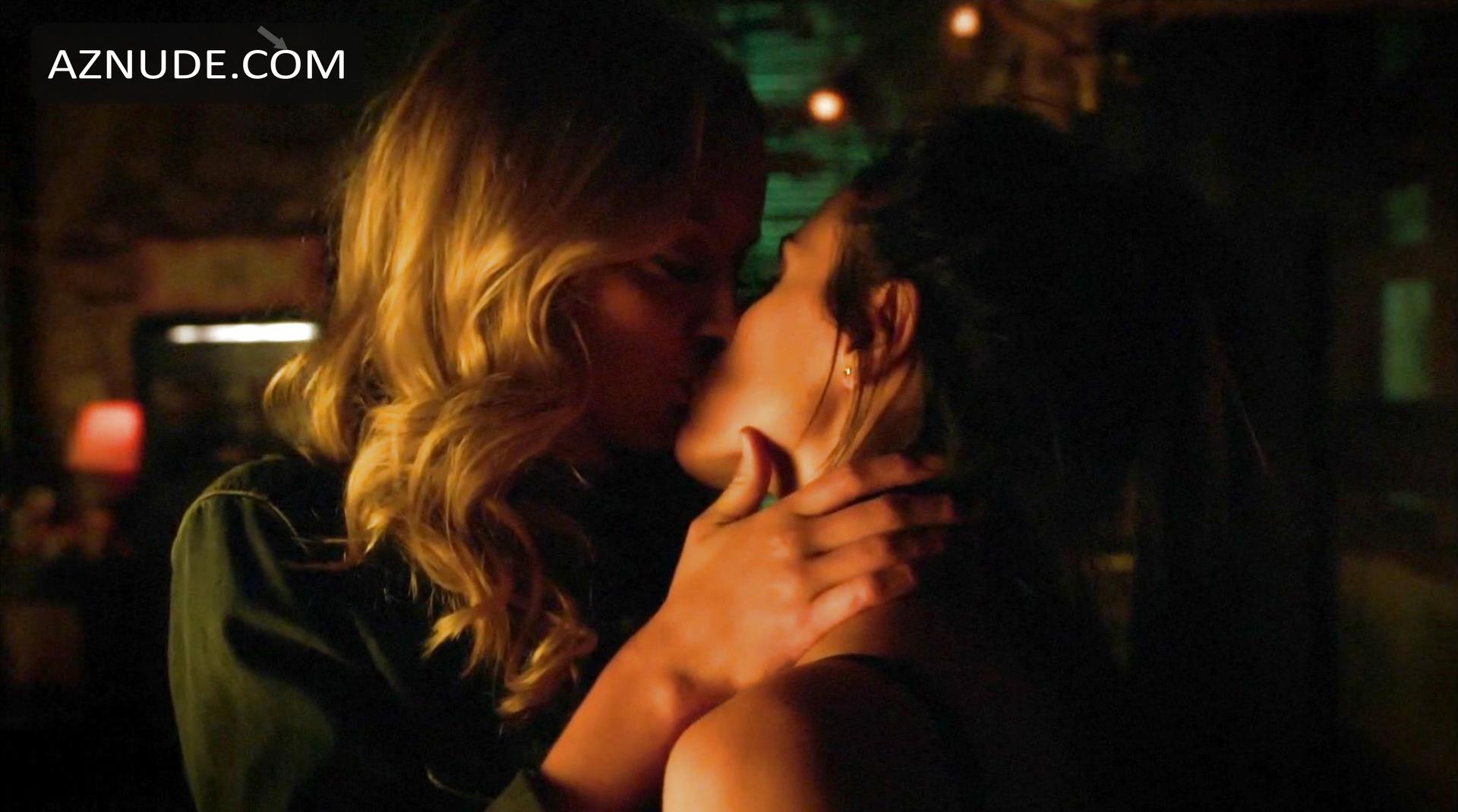 Lost Girl in Lost Girl, photo 10