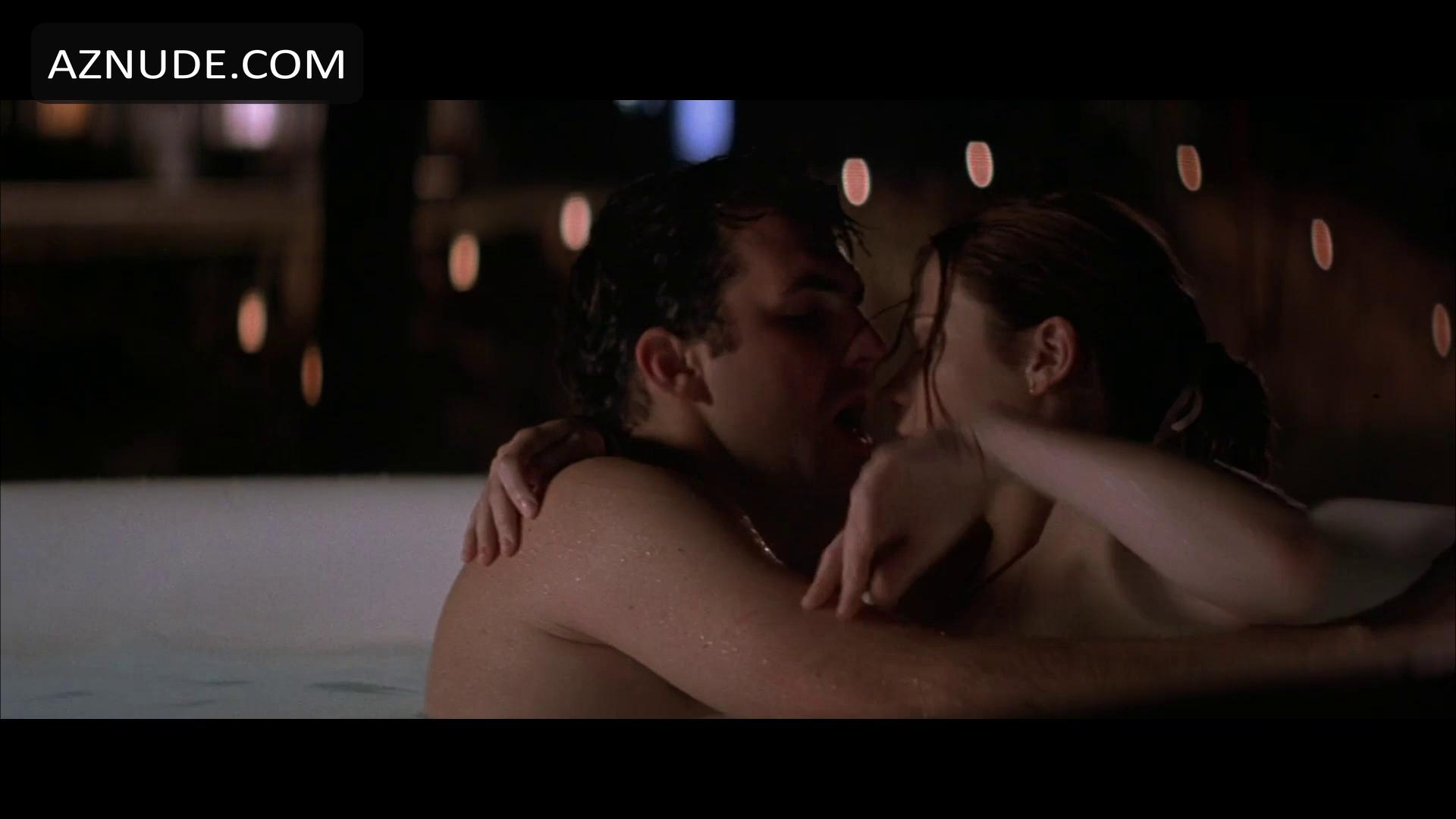 Zooey Deschanel in All The Real Girls, photo 1
