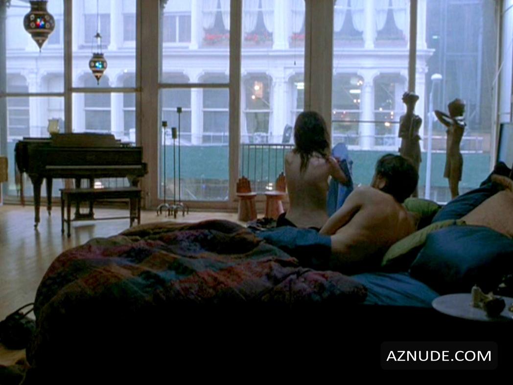 Zooey Deschanel in Winter Passing, photo 1