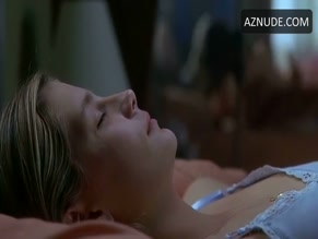 Piper Perabo in Lost And Delirious
