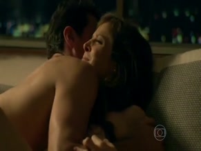 Drica Moraes in Verdades Secretas
