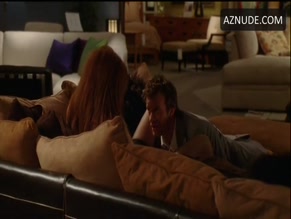 Rebecca Creskoff in Hung