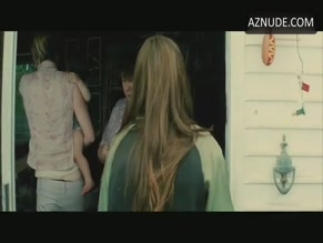 Riki Lindhome in Million Dollar Baby