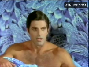 Sasha Montenegro in Munecas De Medianoche