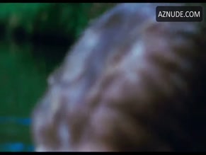 Saskia Rosendahl in Lore