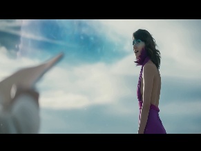 Sheila Vand in The Wave