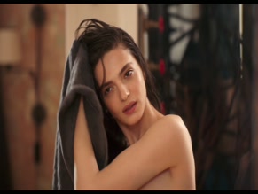Sifanur Gul in As The Crow Flies