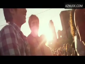 Sofia Black-d'elia in Project Almanac