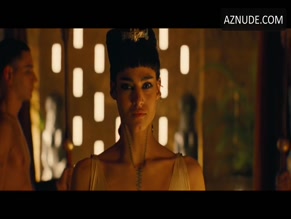 Sofia Boutella in The Mummy