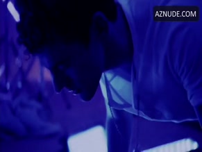 Sofia Sisniega in Club De Cuervos