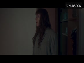 Sophie Nelisse in Close