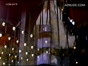 Sophie Schutt in Zerschmetterte Traume - Eine Liebe In Fesseln