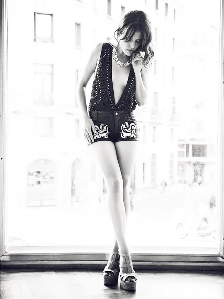 Adriana Ugarte, photo 26