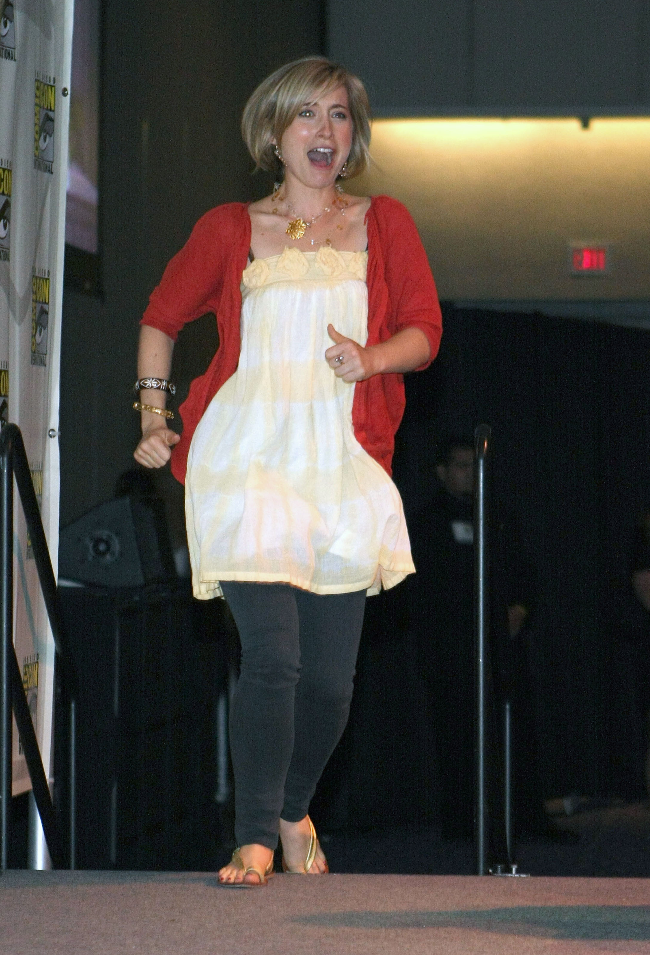 Allison Mack, photo 5