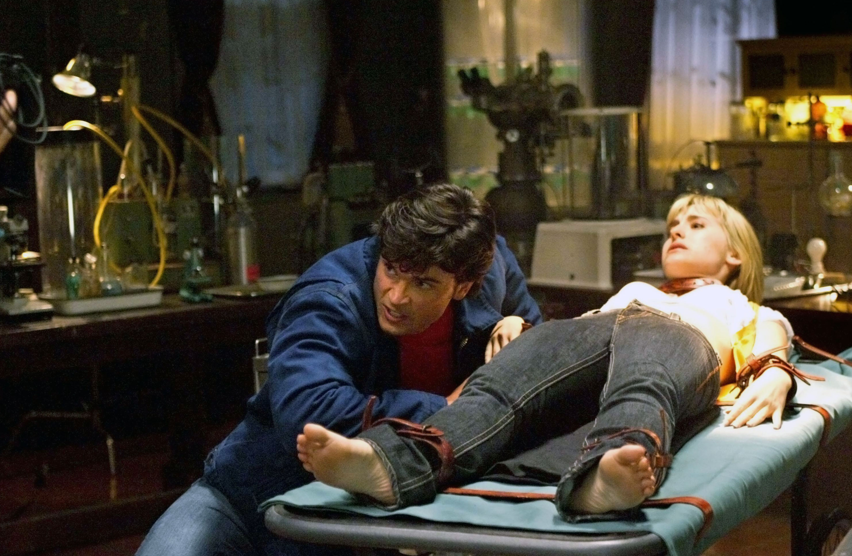Allison Mack, photo 85