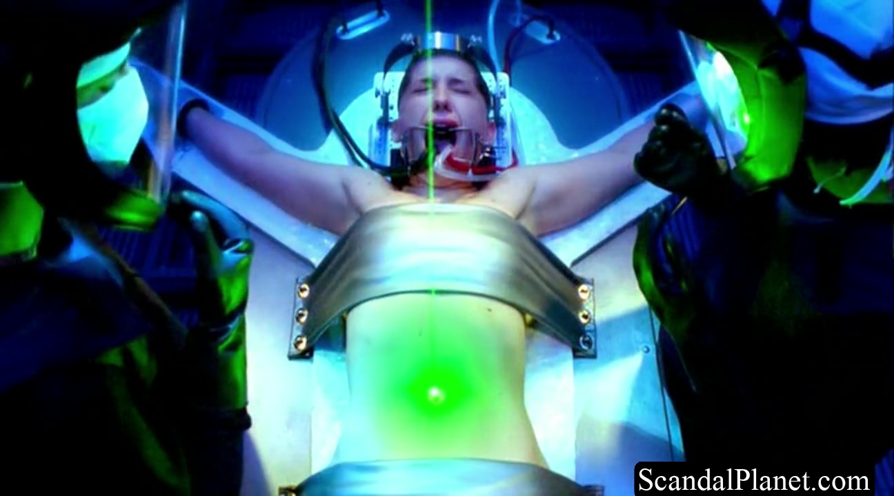 Allison Mack, photo 97