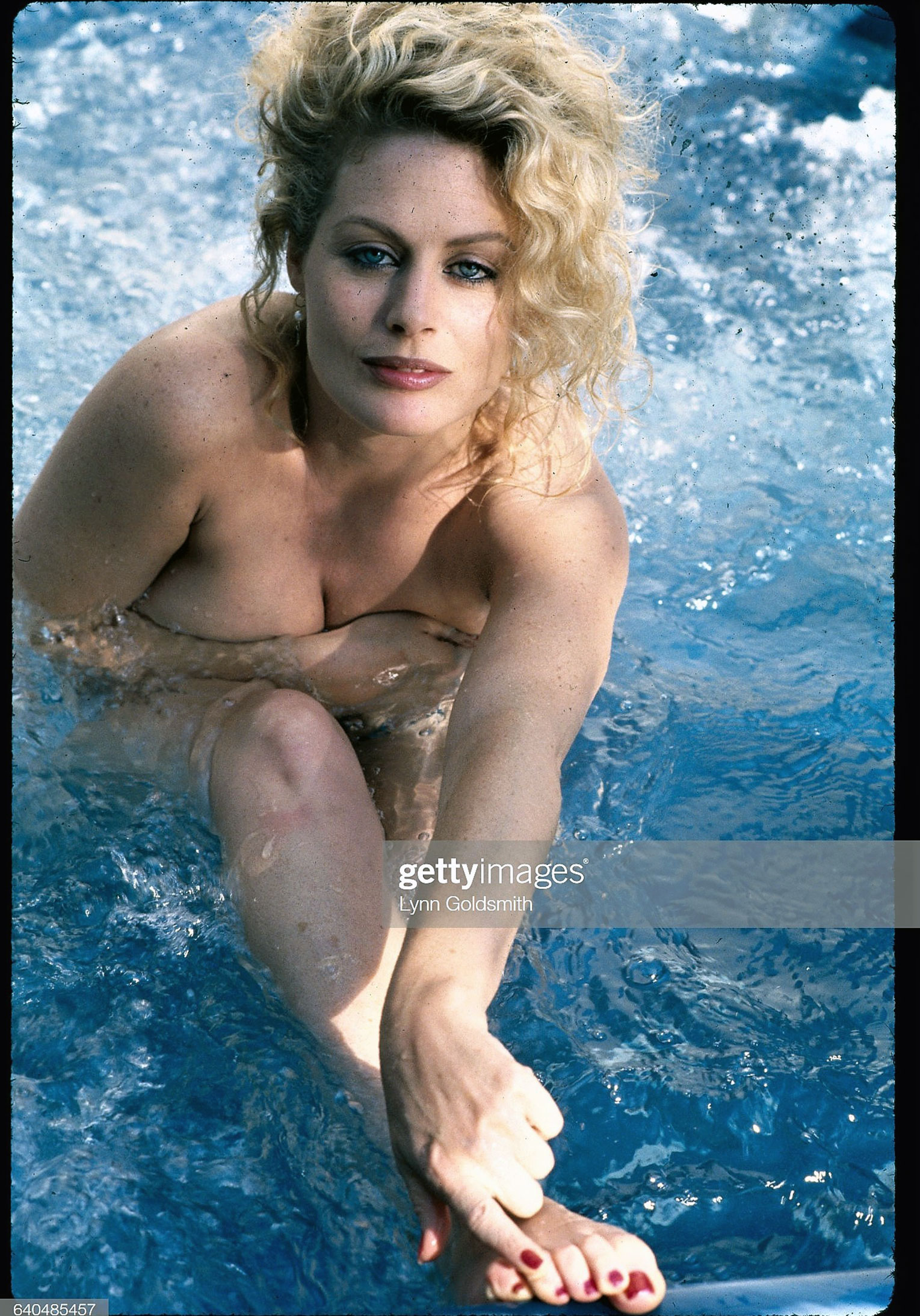 Beverly Dangelo, photo 25