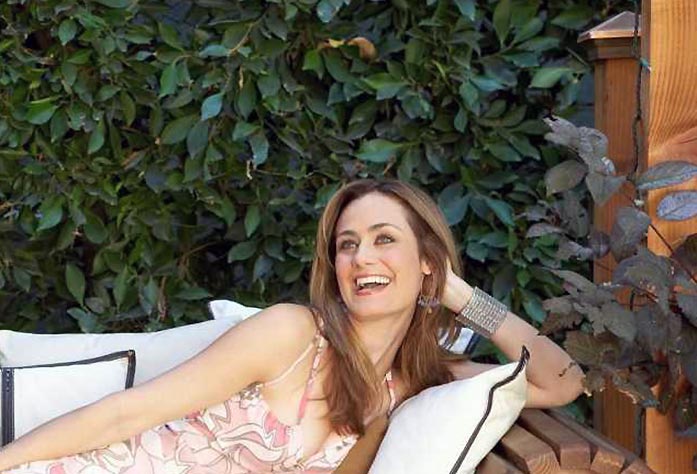 Diane Farr, photo 18