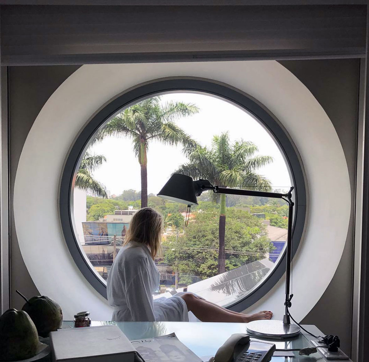 Jennifer Holland, photo 51