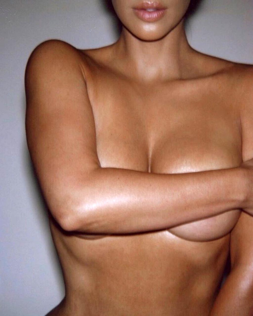 Kim Kardashian, photo 269