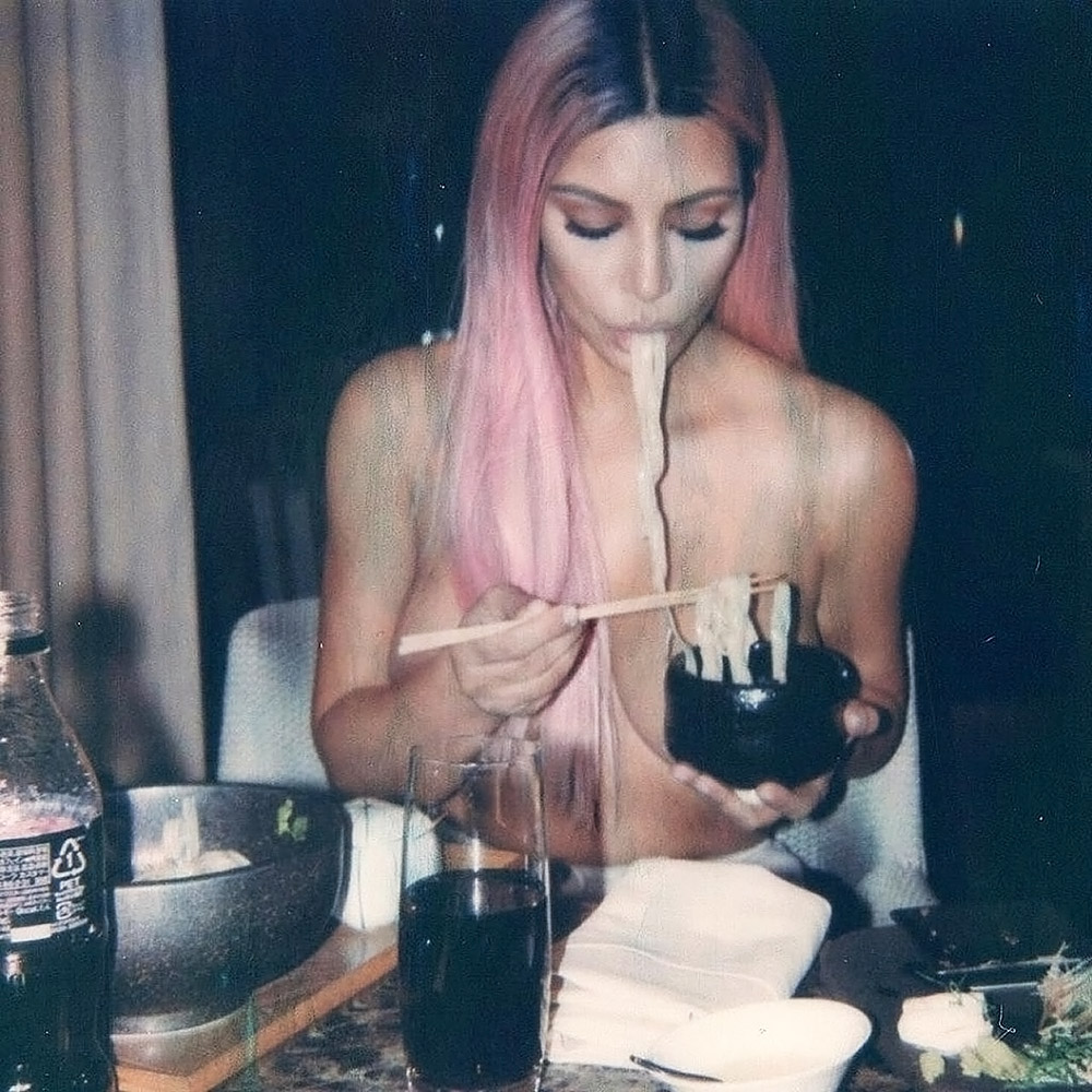 Kim Kardashian, photo 475
