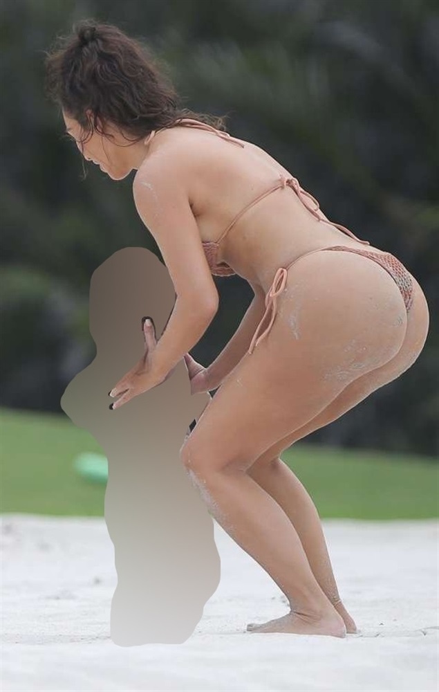 Kim Kardashian, photo 331