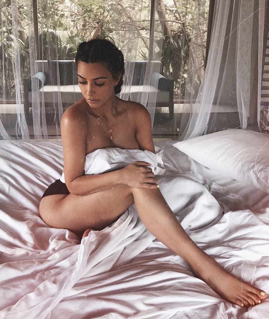 Kim Kardashian, photo 427