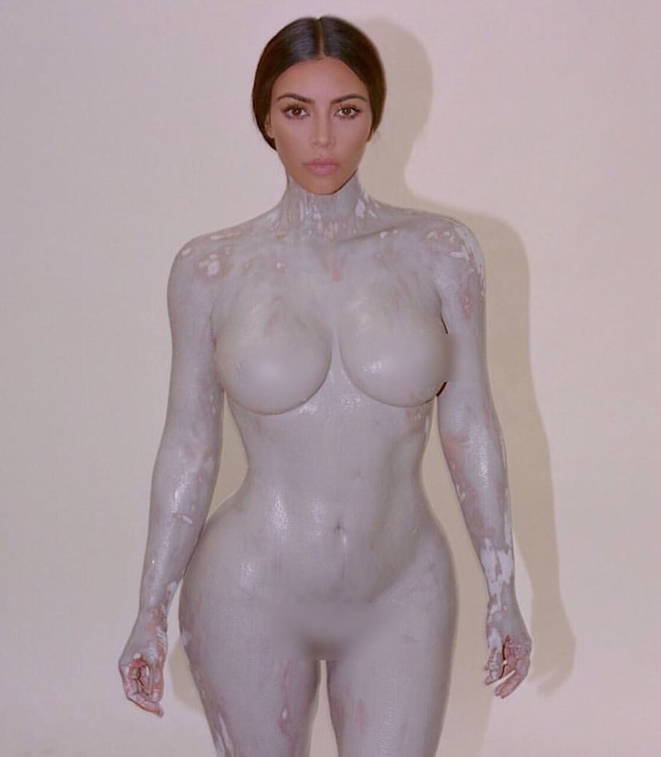 Kim Kardashian, photo 436