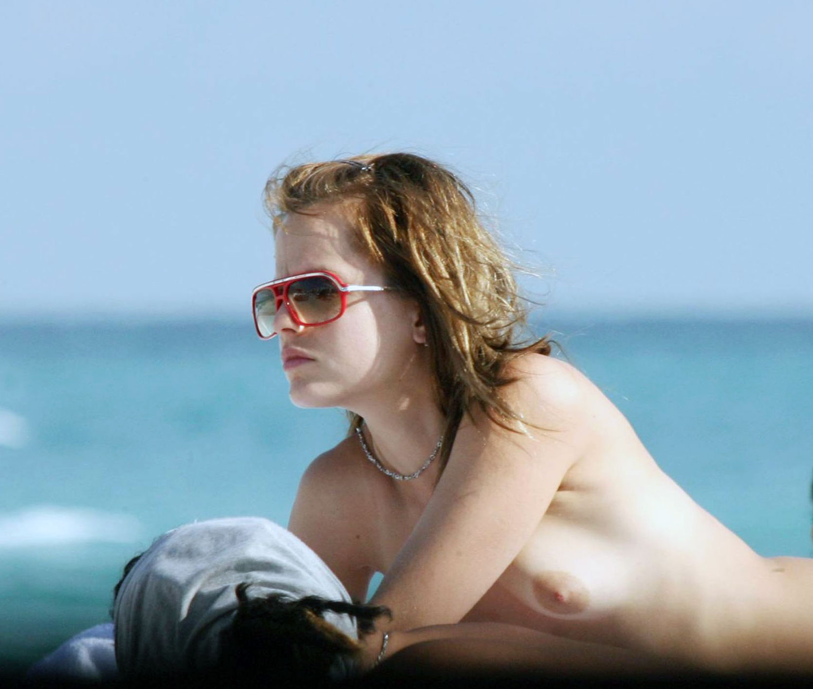 Mena Suvari, photo 140