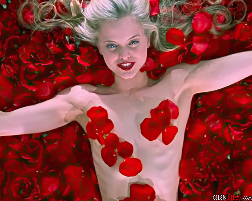 Mena Suvari, photo 150