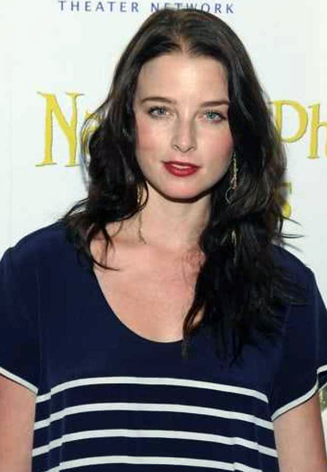 Rachel Nichols, photo 153