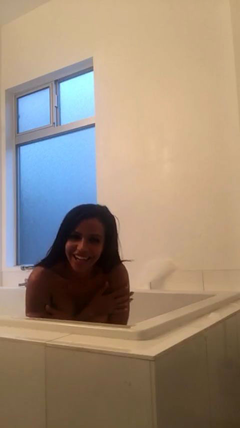 Vida Guerra, photo 69