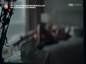 Natasha Dupeyron in Aqui En La Tierra