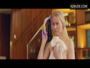 Valerie Bentson in Future Sex