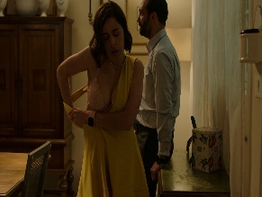 Veronica Bravo in Mama Drama