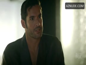 Veronika London in Lucifer