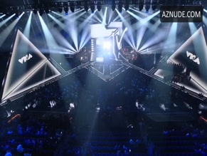 Victoria De Angelis in Mtv Video Music Awards