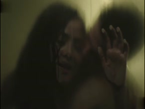 Teresa Ruiz in Aqui En La Tierra