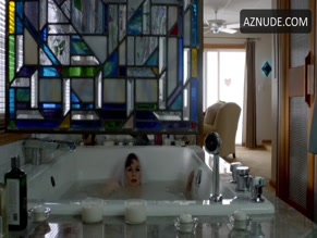 Yael Stone